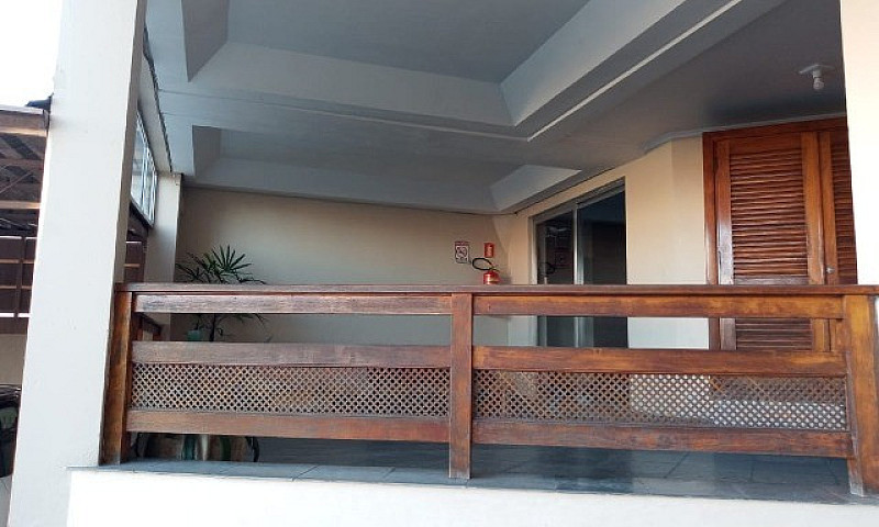 Apartamento Com 1Dor...