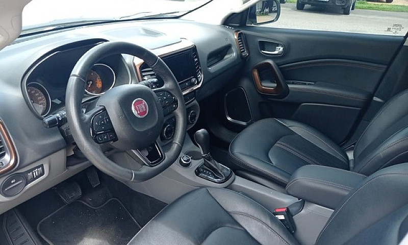 Fiat Toro 2.0 16V Tu...