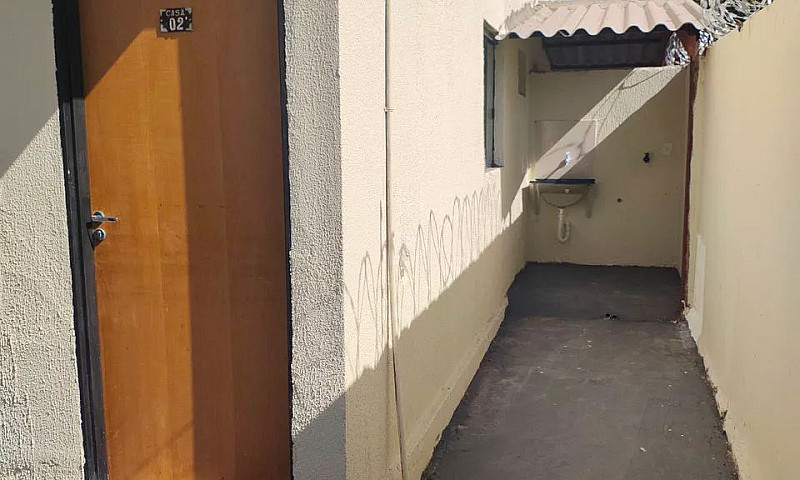 Prédio Com 8 Kitnets...
