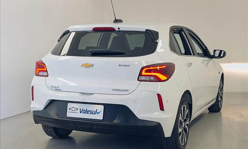 Chevrolet Onix Hatch...