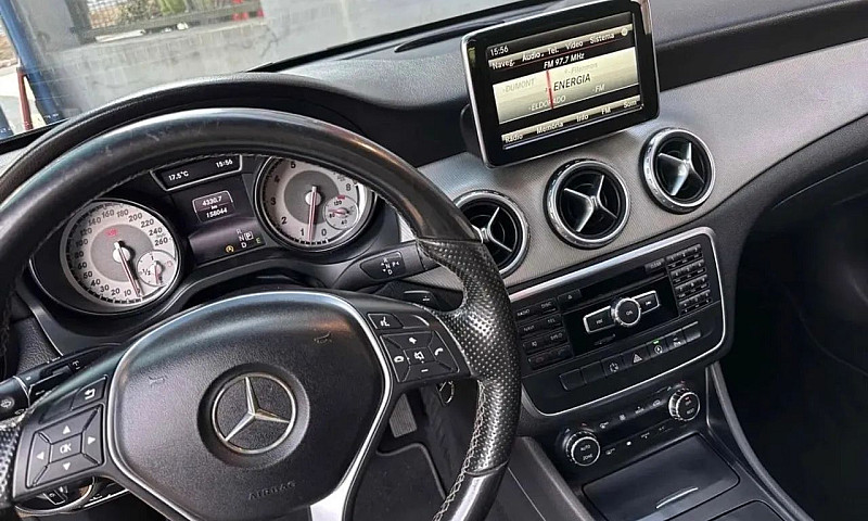 Mercedes-Benz Gla 20...