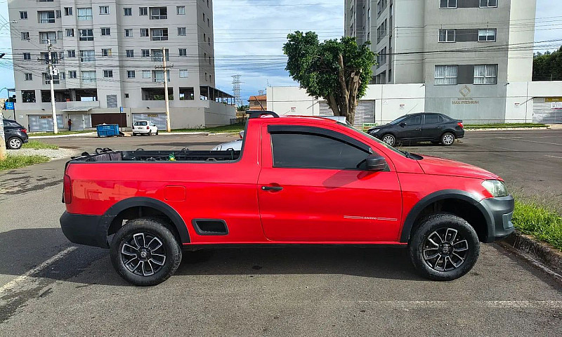 Volkswagen Saveiro 1...