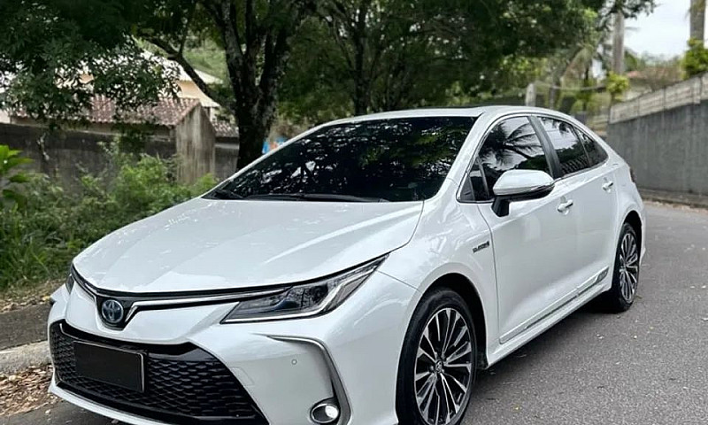 Toyota Corolla Altis...