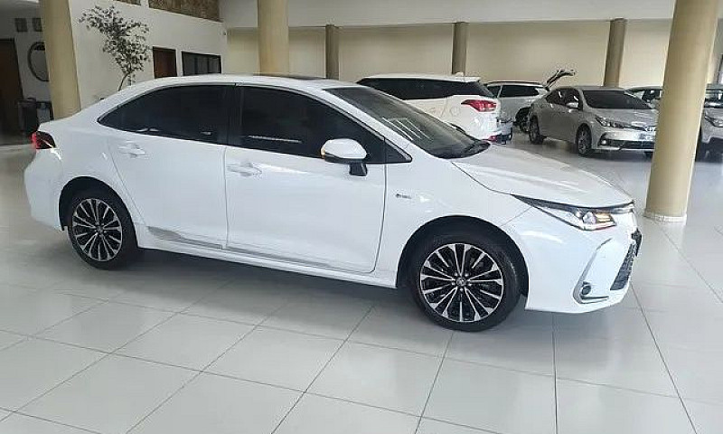 Toyota Corolla Altis...