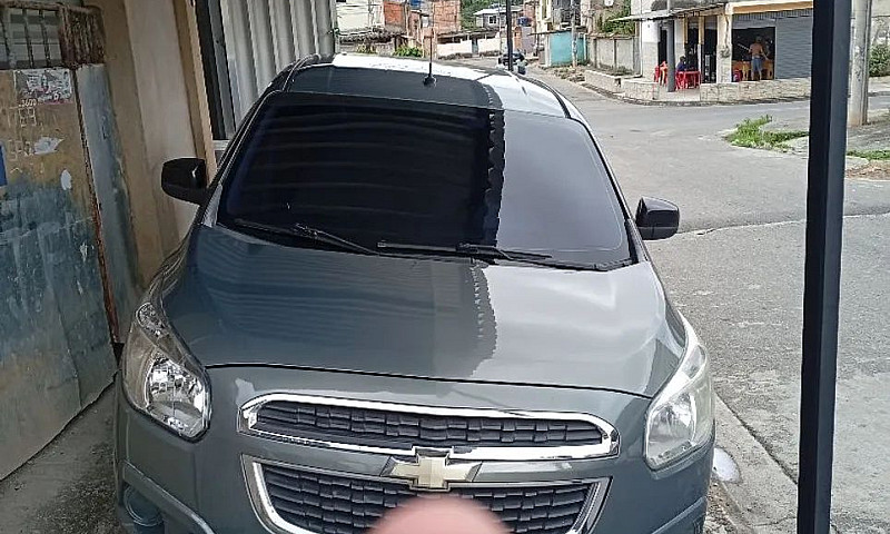 Chevrolet Spin Lt 1....