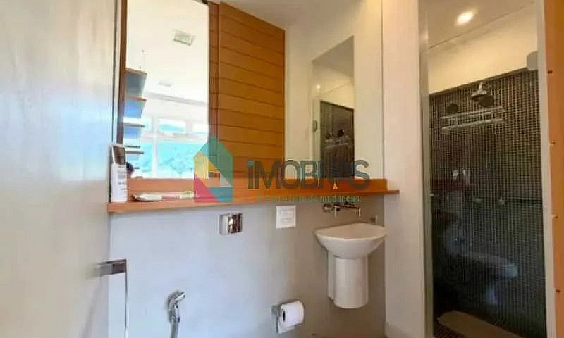 Apartamento : Padrão...