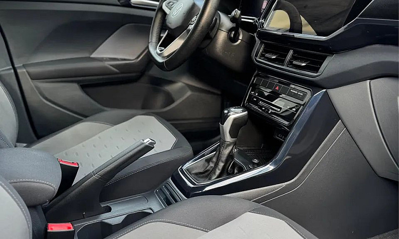 Volkswagen T-Cross C...