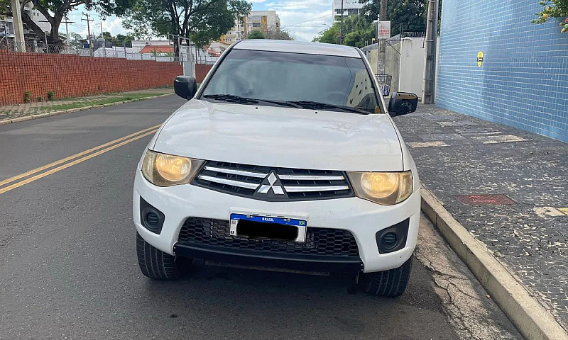 Mitsubishi L200 Trit...