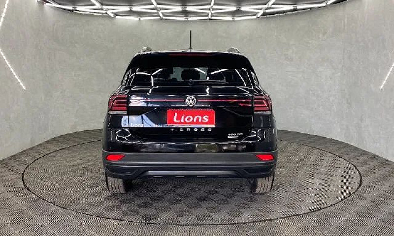 Volkswagen T-Cross 1...