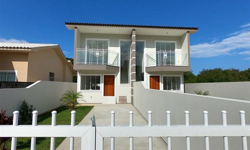 Casa À Venda Com 2 D...