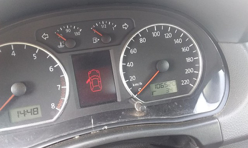 Vw Polo Sedan 1.6 Em...