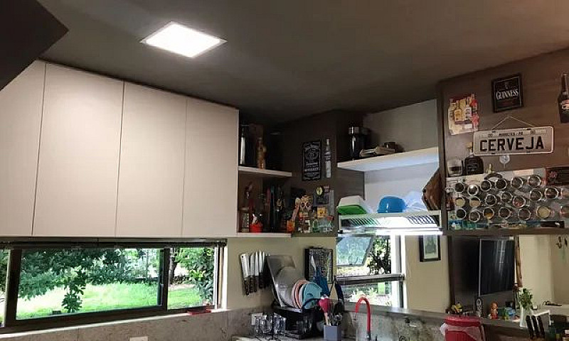 Casa De Condomínio P...
