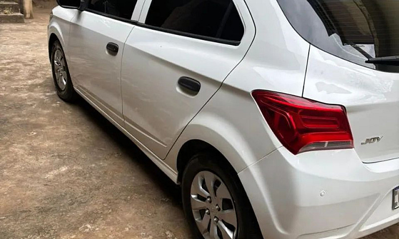 Vendo Onix Joy 2019...