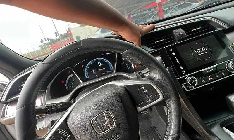 Honda Civic Sedan To...