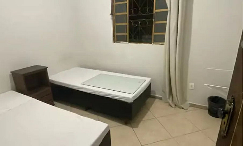 Quarto Mobiliado R$5...