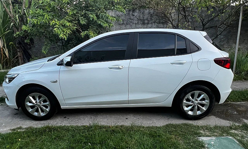 Chevrolet Onix Hatch...