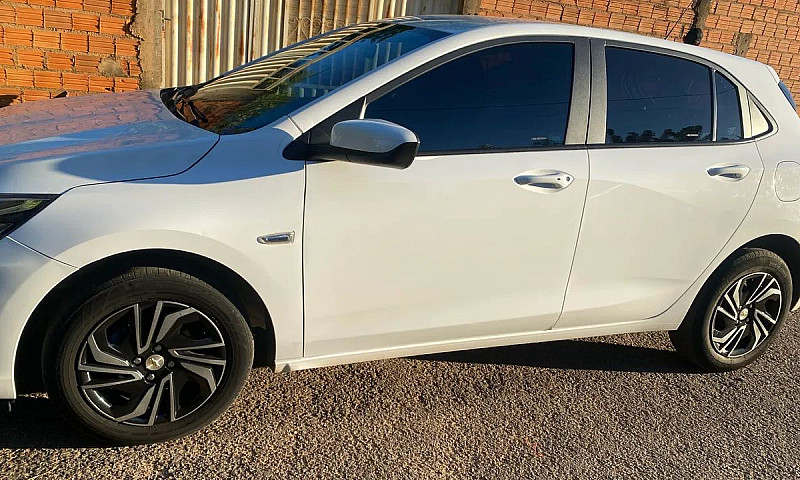 Chevrolet Onix Hatch...