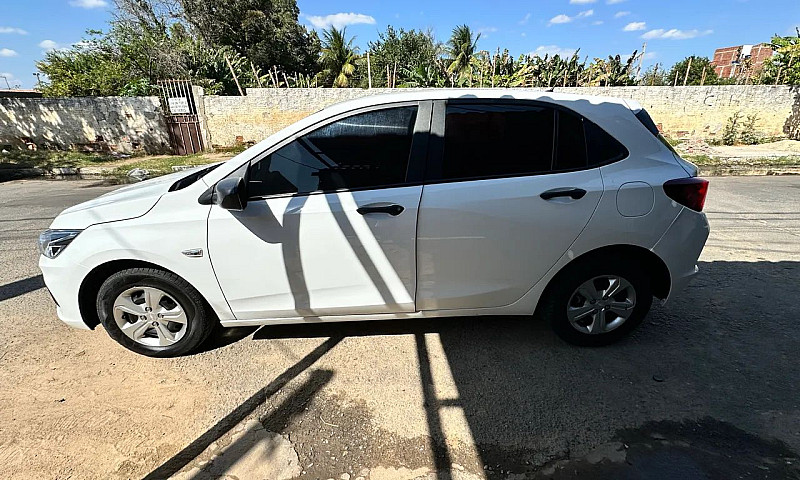 Chevrolet Onix Hatch...