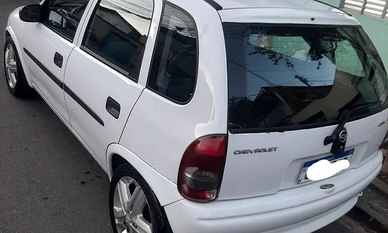 Chevrolet Corsa Wind...
