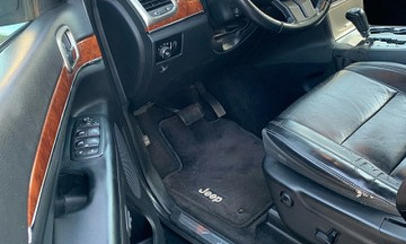 Jeep Gran Cherokee L...