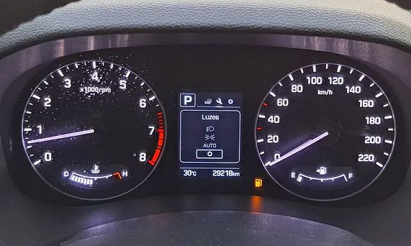 Hyundai Creta Presti...