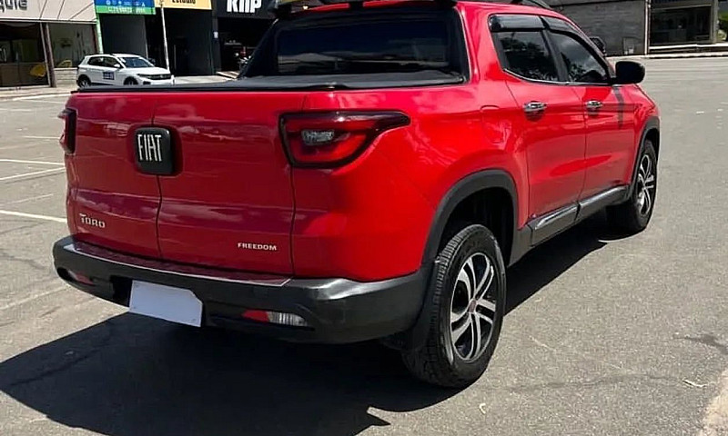 Fiat Toro Freedom 1....