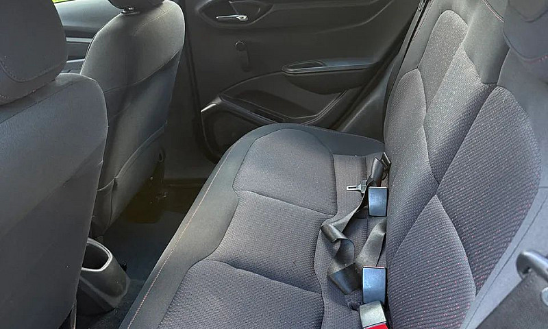 Chevrolet Onix Hatch...