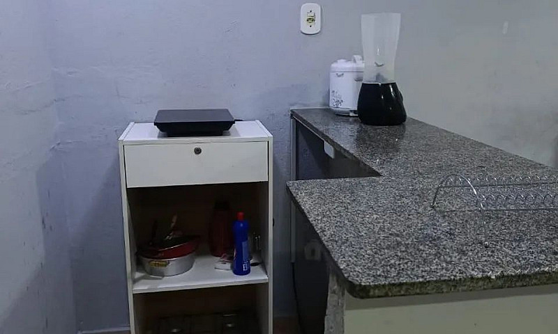 Kitnet Mobiliada ...