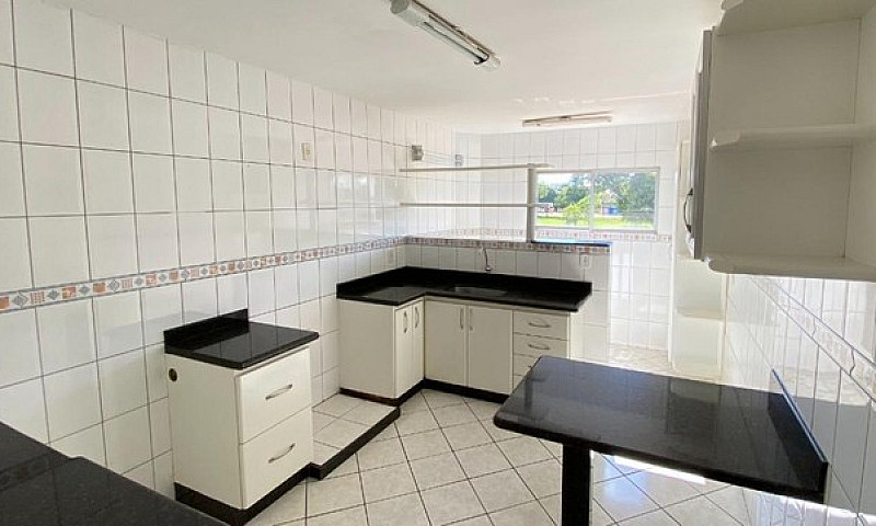 Apartamento: 3Q 1Sui...