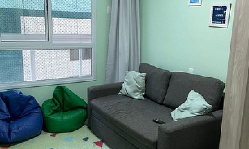 4 Quartos (1 Suíte),...