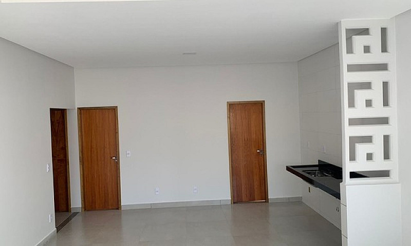 Casa Com 3 Dormitóri...