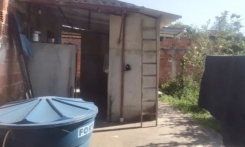 Terreno De Fundos Co...