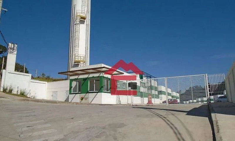 Casa Com 2 Dormitóri...