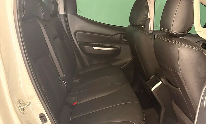 Mitsubishi L200 Trit...