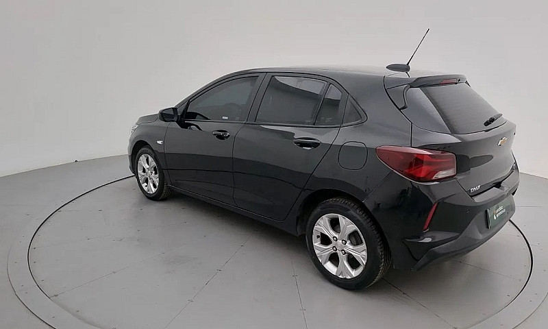 Chevrolet Onix Hatch...