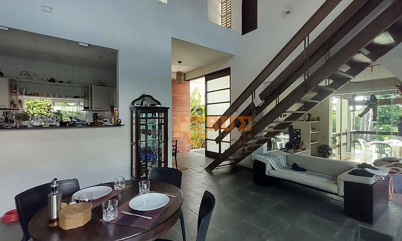 Casa Espetacular Com...