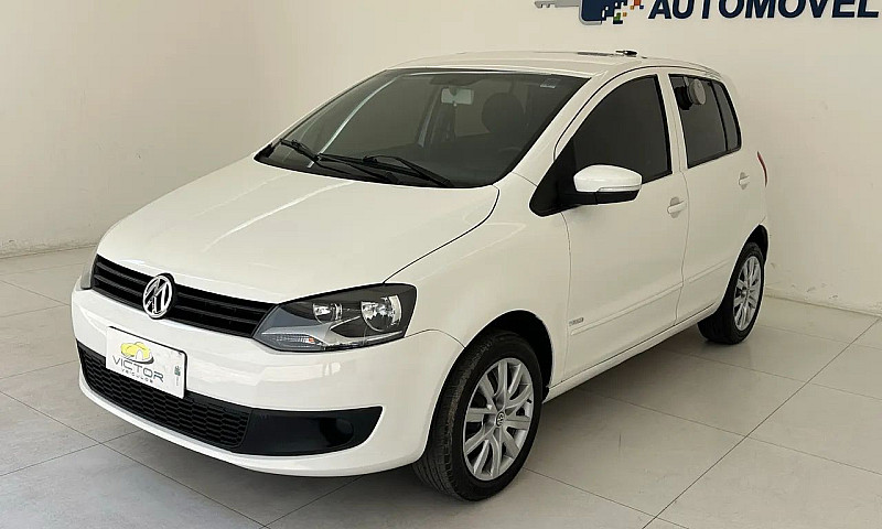 Volkswagen Fox 1.6 M...