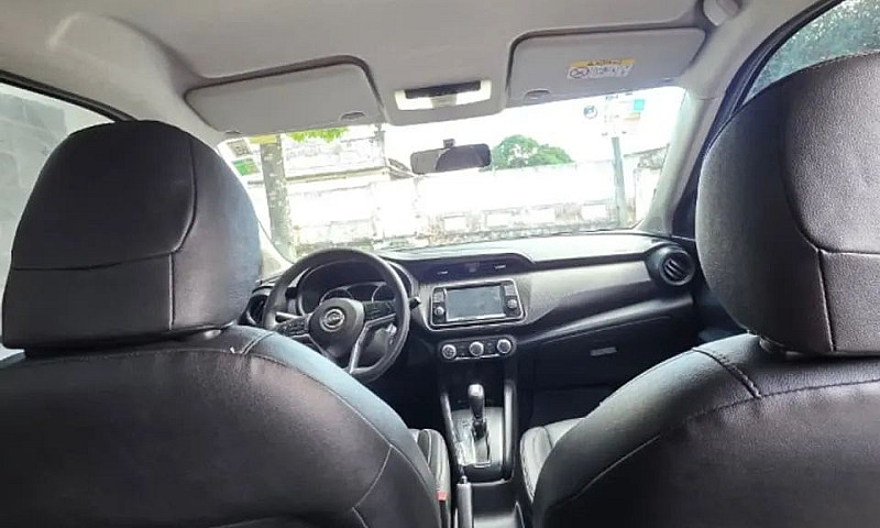 Nissan Kicks Sense 1...