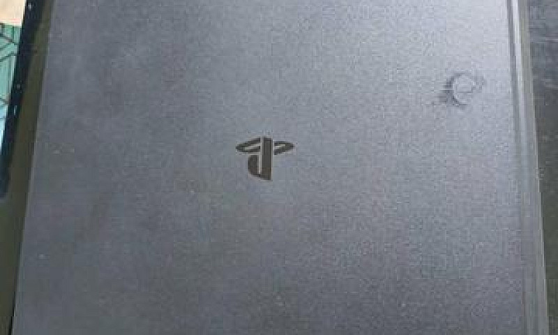 Ps4 Slim...