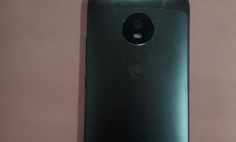 Moto G5...