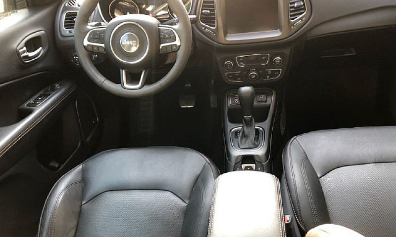 Jeep Compass Longitu...