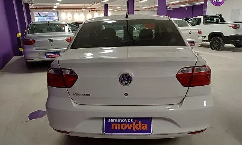 Volkswagen Voyage 1....