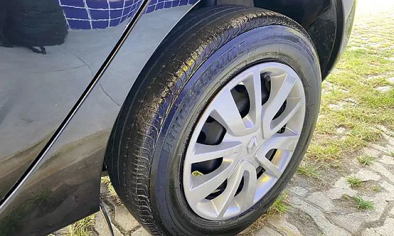 Renault Sandero Sand...