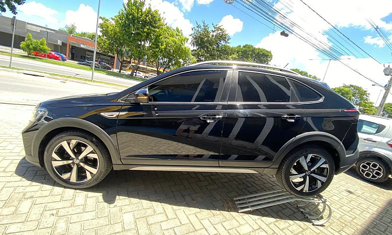 Volkswagen Nivus Hig...