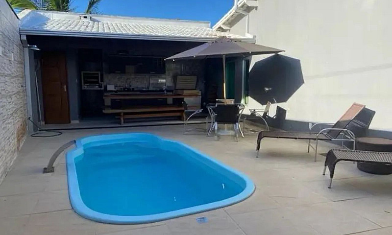 Casa Com Piscina Em ...
