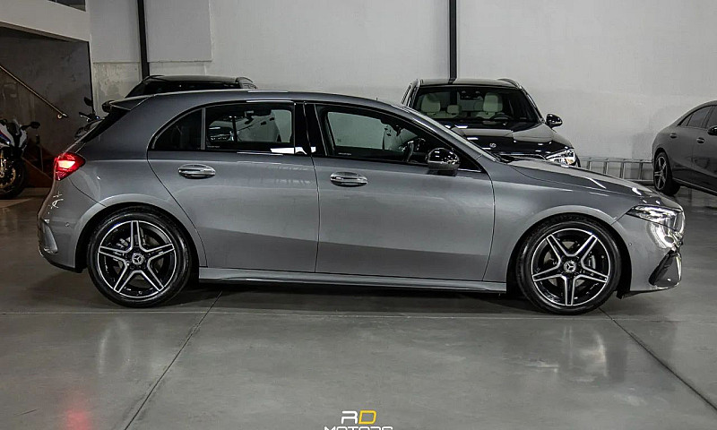 Mercedes-Benz A-200 ...