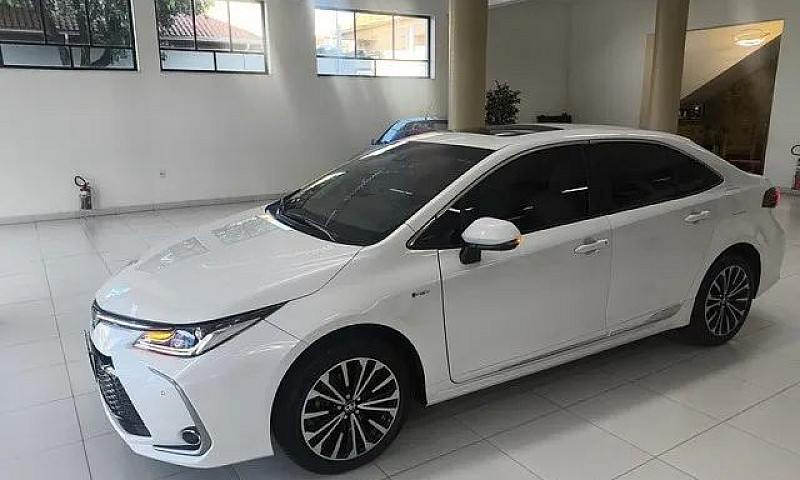 Toyota Corolla Altis...