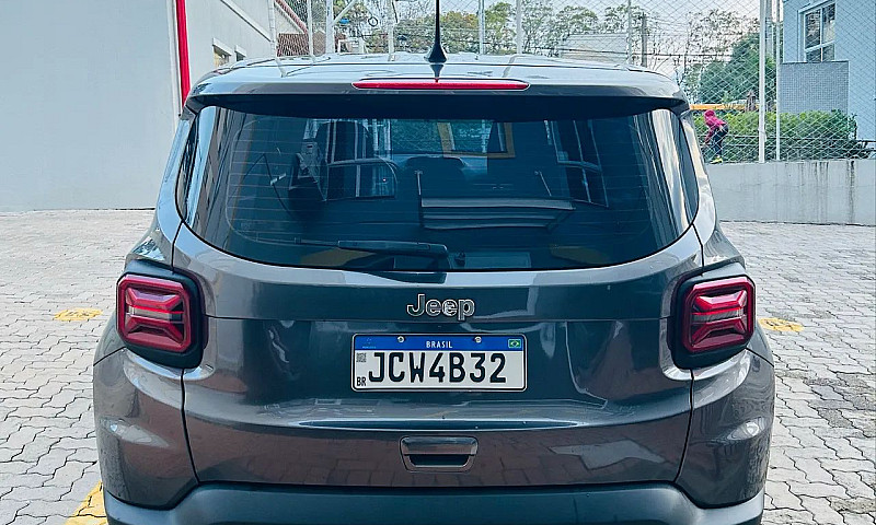Jeep Renegade T270 1...