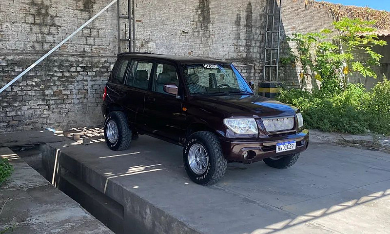 Mitsubishi Pajero Tr...