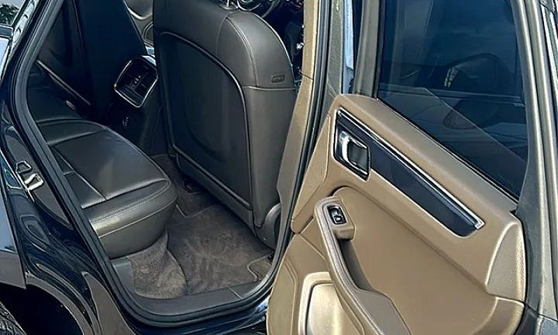 Porsche Macan 2.0 Tu...